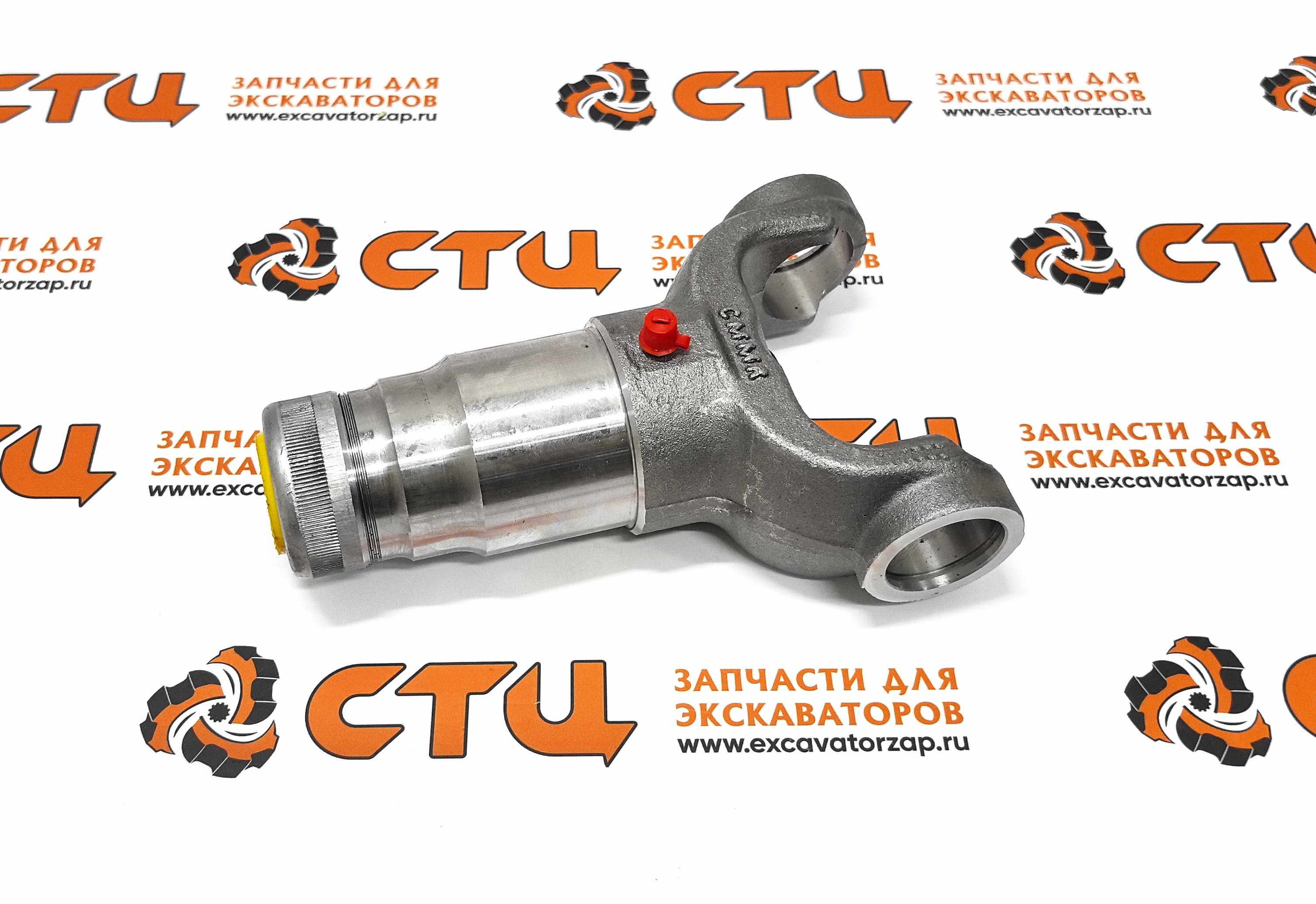 Вилка (хвостовик) для карданного вала переднего VOE15017908 экскаватора погрузчика Volvo BL71