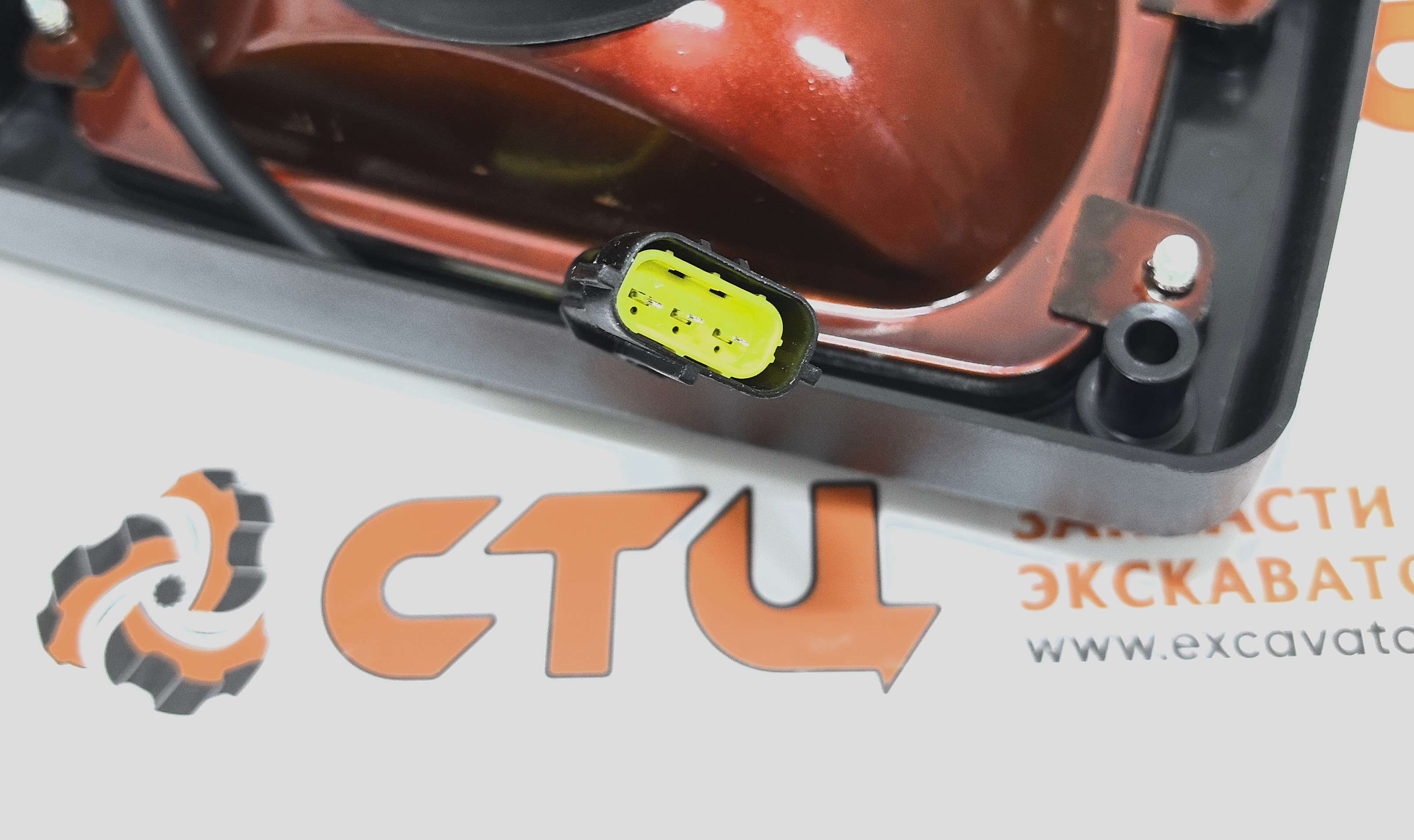 Блок-фара левая 21Q4-10350 экскаватора Hyundai R180W-9S (на все серии 9S)